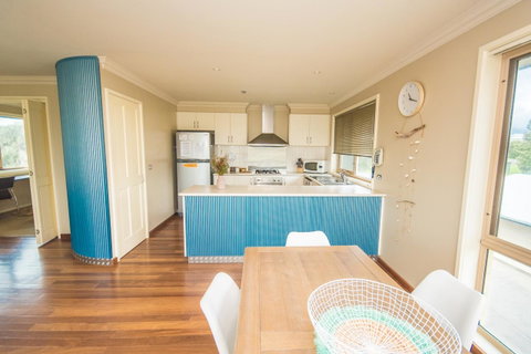 The Pitch - Accommodation Redcliffe 2