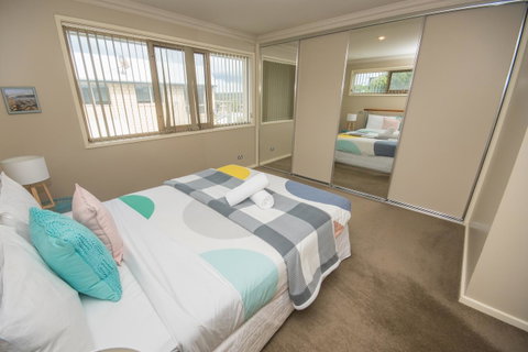 The Pitch - Accommodation Redcliffe 17