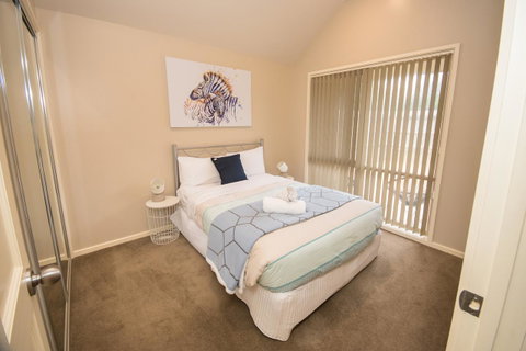 The Pitch - Accommodation Redcliffe 25