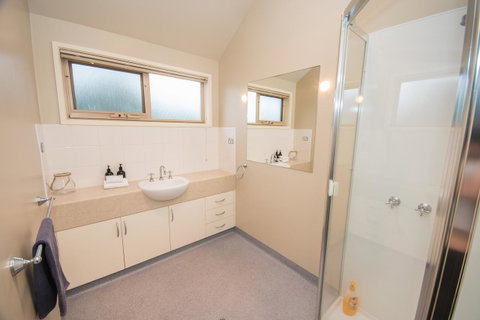 The Pitch - Accommodation Redcliffe 27