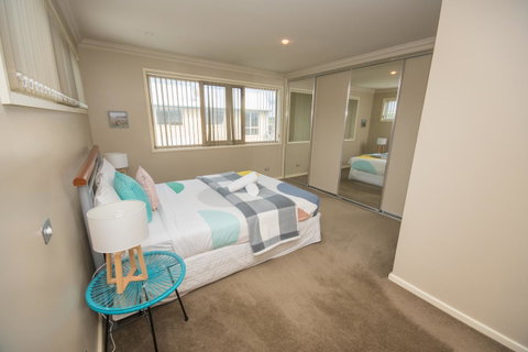 The Pitch - Accommodation Redcliffe 16
