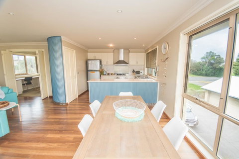 The Pitch - Accommodation Redcliffe 1