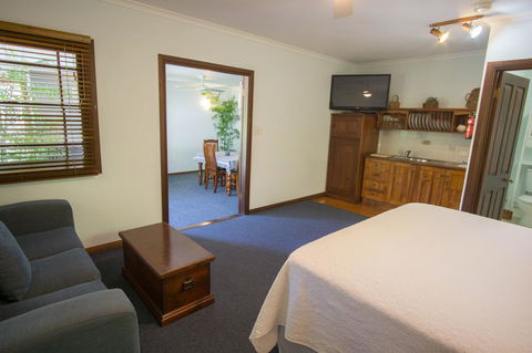 Debbie\'s Place - Accommodation Redcliffe 42