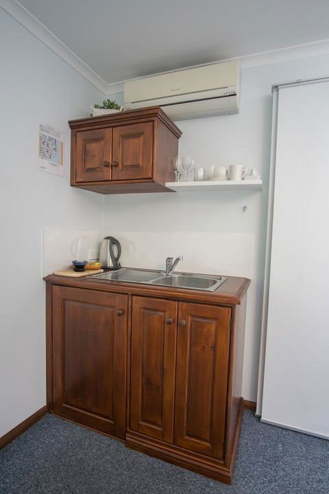 Debbie\'s Place - Accommodation Redcliffe 1