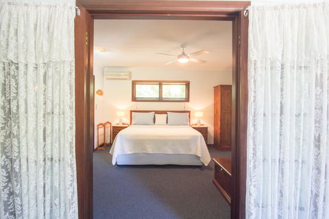 Debbie\'s Place - Accommodation Redcliffe 40