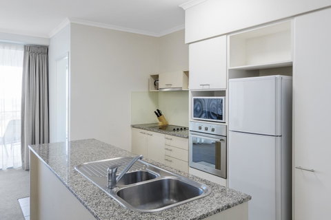Ramada By Wyndham Marcoola Beach - Accommodation Redcliffe 9