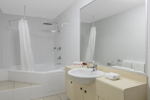 Ramada By Wyndham Marcoola Beach - Accommodation Redcliffe 10