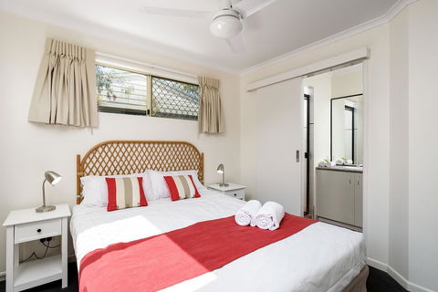 Rainbow Getaway Holiday Apartments - Accommodation Redcliffe 5