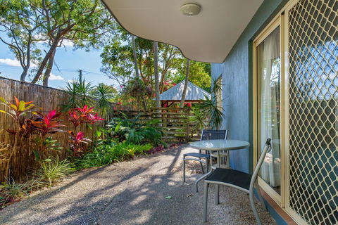 Rainbow Getaway Holiday Apartments - Accommodation Redcliffe 7