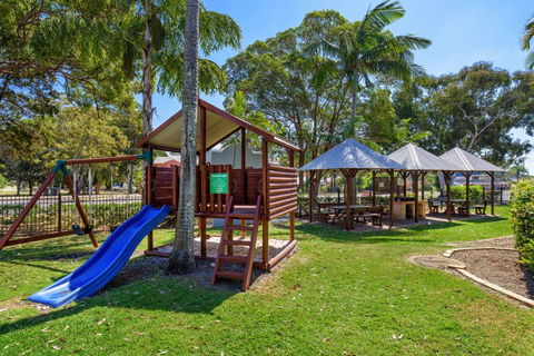 Rainbow Getaway Holiday Apartments - Accommodation Redcliffe 15
