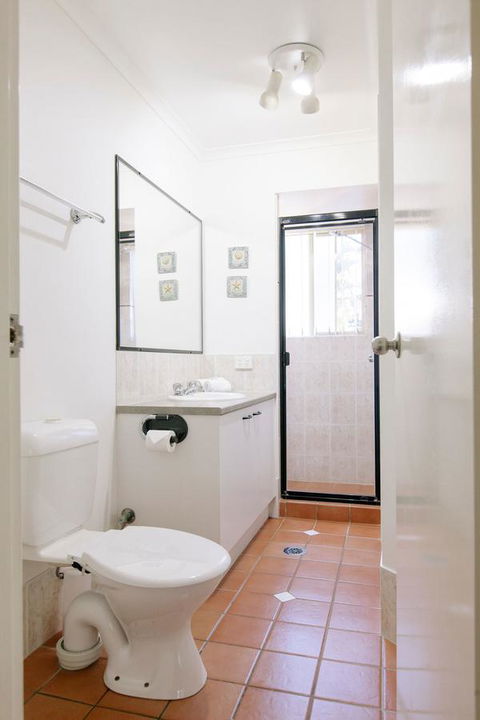 Rainbow Getaway Holiday Apartments - Accommodation Redcliffe 27