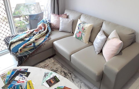 The Peacocks Nest - Accommodation Redcliffe 6