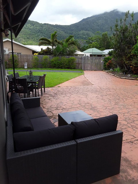 The Peacocks Nest - Accommodation Redcliffe 30