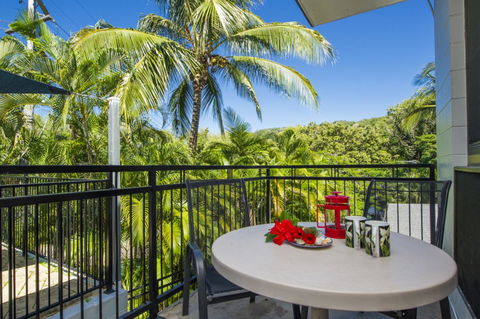 Magnetic North Apartment 1 - Accommodation Redcliffe 12