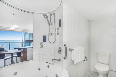 Mantra Mooloolaba Beach - Accommodation Redcliffe 35