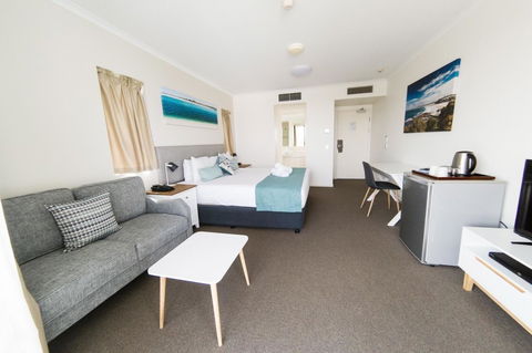 Ocean Views Resort Caloundra - Accommodation Redcliffe 30