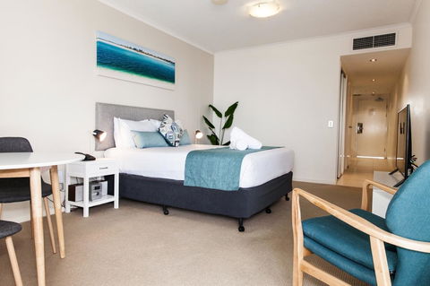 Ocean Views Resort Caloundra - Accommodation Redcliffe 12