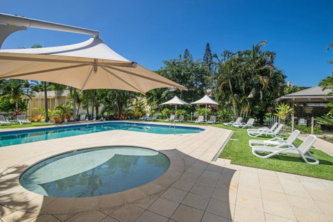Noosa Harbour Resort - Accommodation Redcliffe 2