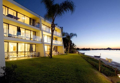 Noosa Harbour Resort - Accommodation Redcliffe 20