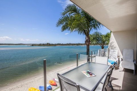 Noosa Harbour Resort - Accommodation Redcliffe 3