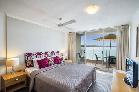 Noosa Harbour Resort - Accommodation Redcliffe 13