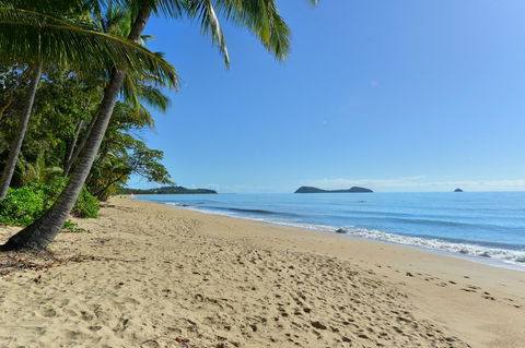 Agincourt Beachfront Apartments - Accommodation Redcliffe 22