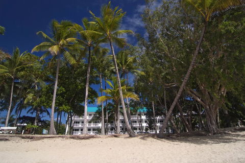 Agincourt Beachfront Apartments - Accommodation Redcliffe 8