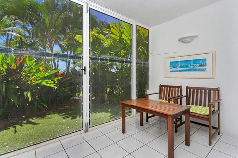 Agincourt Beachfront Apartments - Accommodation Redcliffe 13