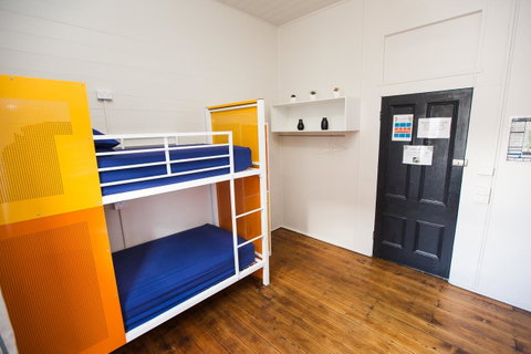 Mad Monkey Central - Accommodation Redcliffe 20