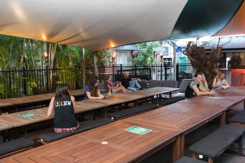 Mad Monkey Central - Accommodation Redcliffe 9