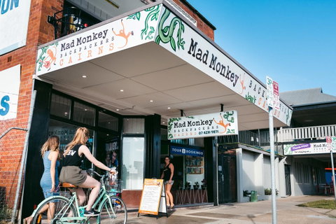 Mad Monkey Central - Accommodation Redcliffe 1