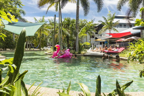 Summer House Cairns - Accommodation Redcliffe 2