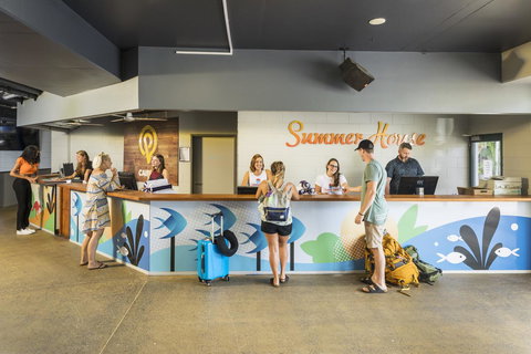 Summer House Cairns - Accommodation Redcliffe 10