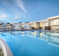 Pool Resort Port Douglas - Accommodation Redcliffe