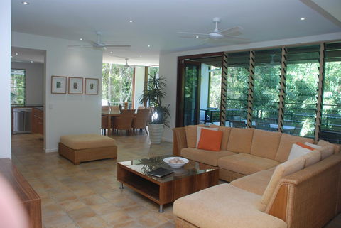Sanctuary Palm Cove - Accommodation Redcliffe 33