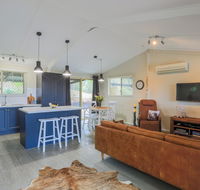 Bed  Breakfast 1 Bedroom Guest House - Accommodation Redcliffe