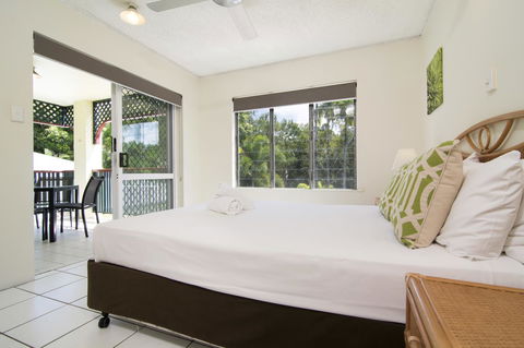 The Port Douglas Queenslander - Accommodation Redcliffe 9