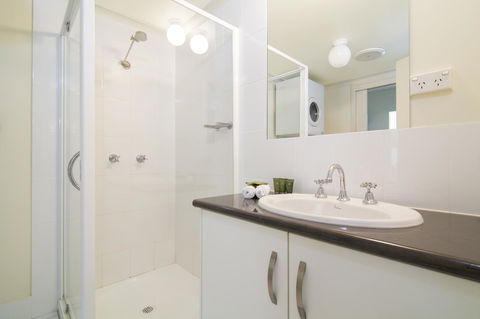 The Port Douglas Queenslander - Accommodation Redcliffe 8
