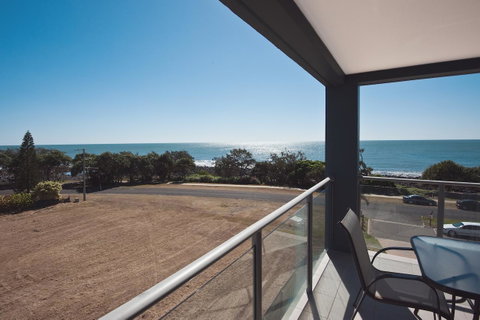 The Point Resort - Accommodation Redcliffe 14