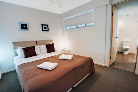 The Point Resort - Accommodation Redcliffe 5