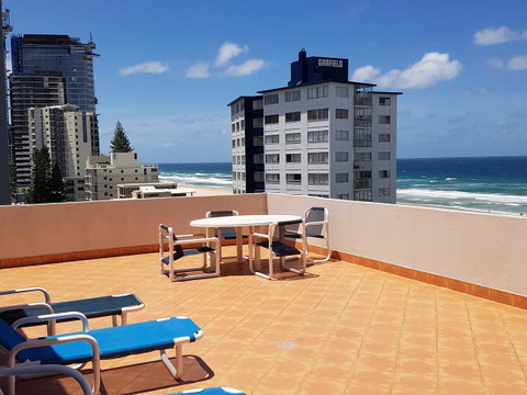 Surfers Chalet - Accommodation Redcliffe 36