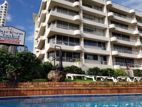 Surfers Chalet - Accommodation Redcliffe 13