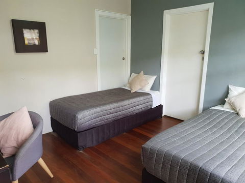 Backpackers In Paradise 18-35 Hostel - Accommodation Redcliffe 5