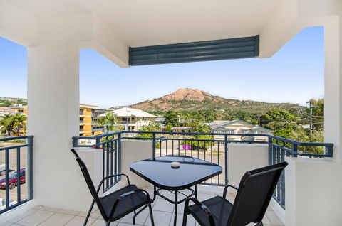 Madison Ocean Breeze Apartments - Accommodation Redcliffe 5