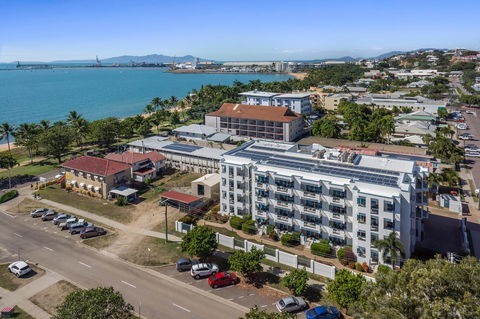Madison Ocean Breeze Apartments - Accommodation Redcliffe 3