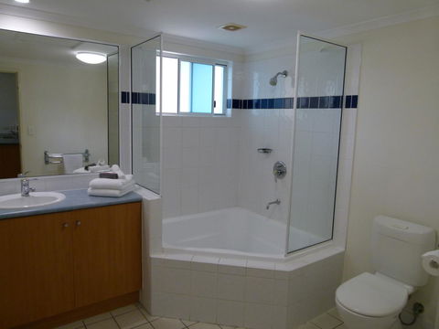 Madison Ocean Breeze Apartments - Accommodation Redcliffe 34