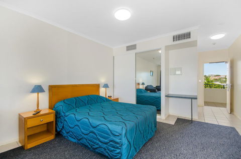 Madison Ocean Breeze Apartments - Accommodation Redcliffe 9