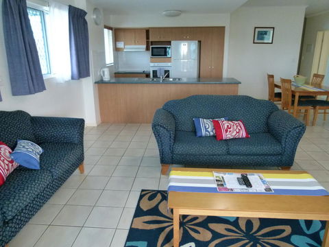 Madison Ocean Breeze Apartments - Accommodation Redcliffe 21