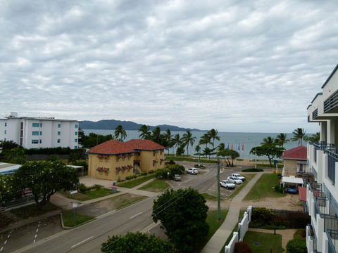 Madison Ocean Breeze Apartments - Accommodation Redcliffe 39