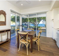 Reflections Amber Villa - Accommodation Redcliffe